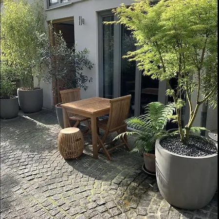 Apartment Maison 75m2 Buttes Chaumont 4 Personnes