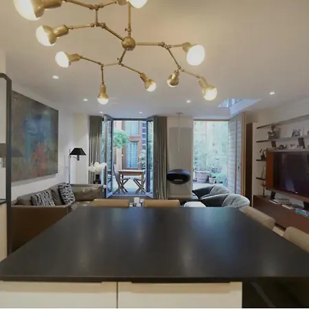 Maison 75m2 Buttes Chaumont 4 Personnes Apartment Paris